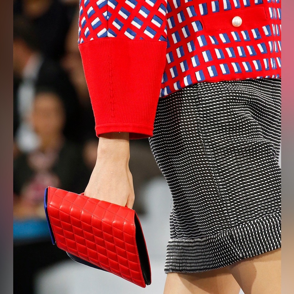 Rare Chanel Fresh Air bag clutch pochette pouch red and white